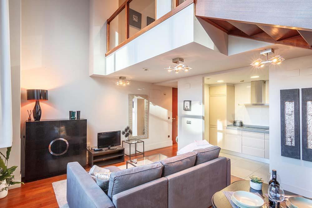 Vivienda Turistica Duplex Isozaki-Guggenheim Daire Bilbao Dış mekan fotoğraf