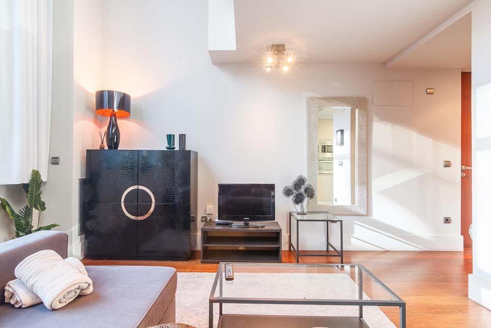 Vivienda Turistica Duplex Isozaki-Guggenheim Daire Bilbao Dış mekan fotoğraf